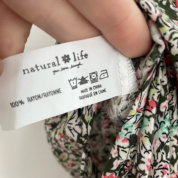 NATURAL LIFE Pink and Green Floral Maxi
Skirt Smocked Waist Flowy Boho Hippie. 1 - Picture 9 of 9